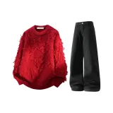 Красный топ + черные штаны