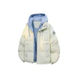 Светло-жёлтый