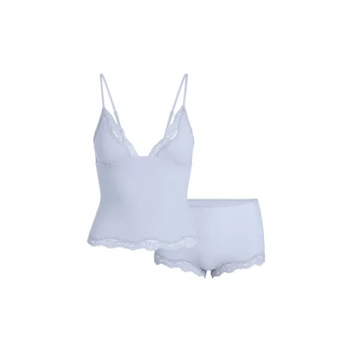 SKIMS Праздника Fw25 Подходит для всех Кружево Треугольник CAMI И Мальчик Короткий Комплект Нижнее белье Набор Женские