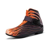 Черно-оранжевый