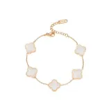 Браслет с четырехлистным клевером, белый