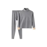 Средний серый комплект одежды [с высоким воротником]