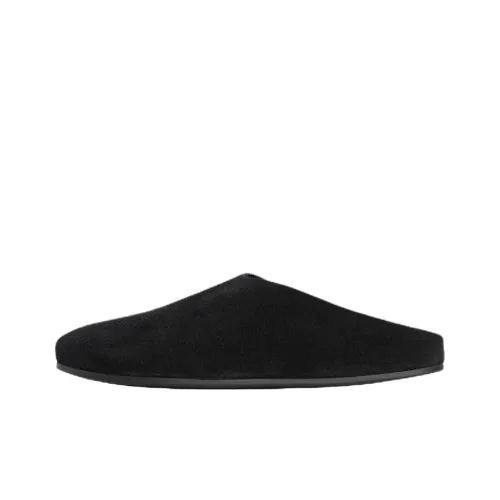 THE ROW Домашние тапочки Женские Черные