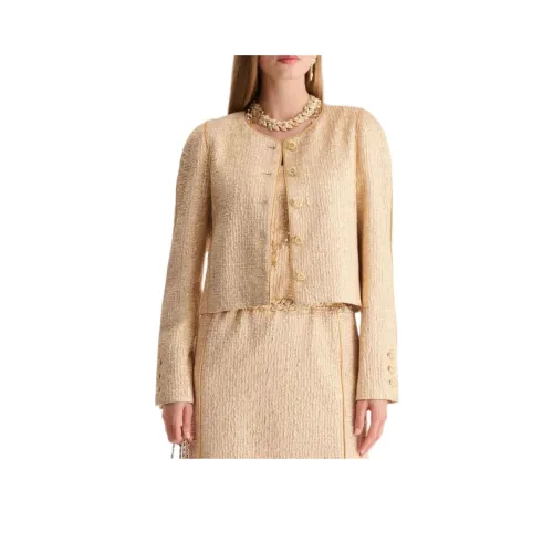 Chanel Золотые Женские Куртки