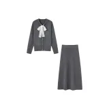 Темно-серый комплект одежды