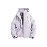 Фиолетовый цвет белой лозы