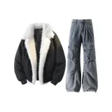 Чёрный топ + винтажные синие штаны