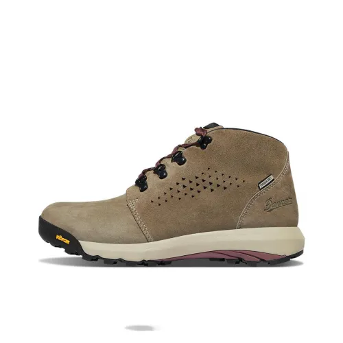 Danner Inquire Chukka Устойчивые к истиранию амортизаторы Ankle Длина (размер в длину) Аутдор Женские Коричнево-черный