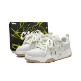 Бежевый серебристый