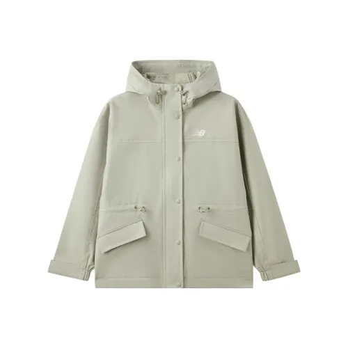 New Balance Светло-зеленые Женские Куртки
