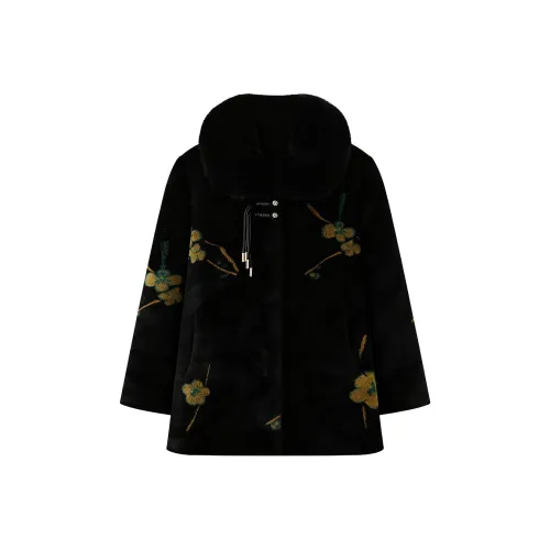 TUCANO Женские пуховики