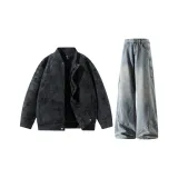 Чёрное пальто + синие штаны