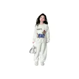 Бежево-абрикосовый