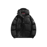 Призрачно черный