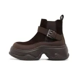 Коричневый