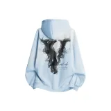 Светло-голубой