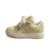 Миндально-желтый