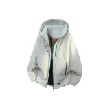 Светлый гороховый зеленый.