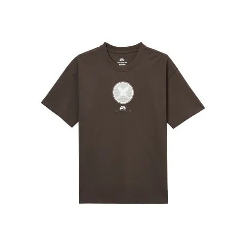 Nike SB X Yuto SS23 Co Брендированная Серия T Рубашка Унисекс Коричневый