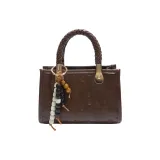 Коричневый