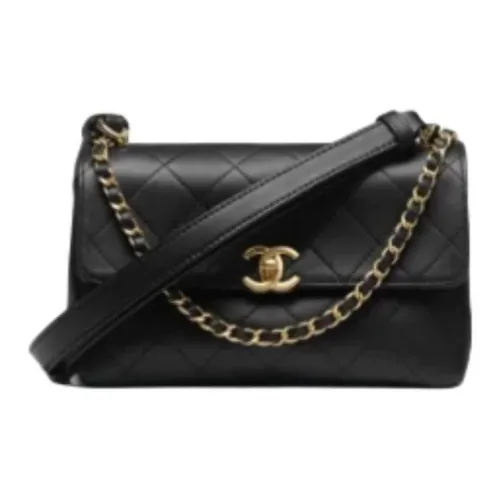 CHANEL Телячья кожа Сумка через плечо Маленькая Женская Черная