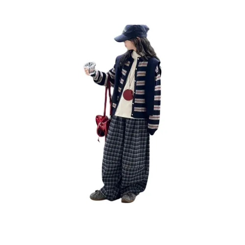 9c Collective Темно-синий женский трикотаж