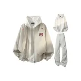 Хаки + Светло-серые штаны + Белый свитшот