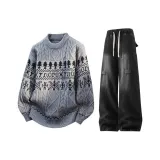 Серый топ + черные штаны