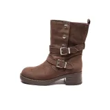 Коричневый