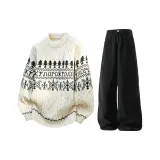 Белый свитер + черные джинсы