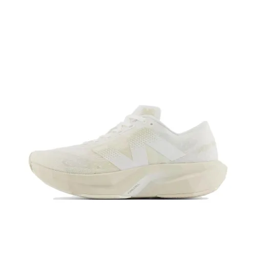 New Balance Rebel V4 Беговые кроссовки Низкий Топ Женские