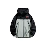 Черно-зеленый