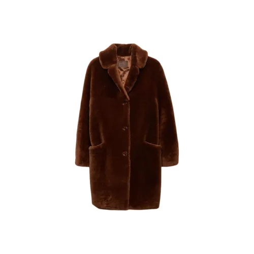 PRADA Коньячный бренди Женские меховые изделия