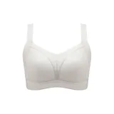 Цветок вишни белый