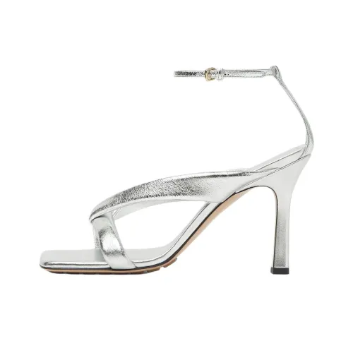 Bottega Veneta Riva Ремень One Ремень Сандалии 9 см Женские Серебристые