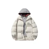 Бежевая шляпа в клетку