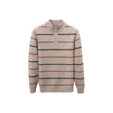 Бежевый цвет, верблюжий.