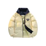 Светло-желтый