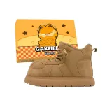 Коричневый