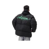 Призрачно черный