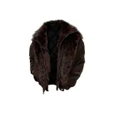 Коричневый