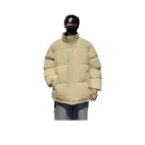 Светло-жёлтый