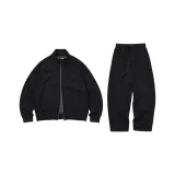 Dark Gray Top + Dark Gray Pants  
Темно-серый топ + темно-серые штаны