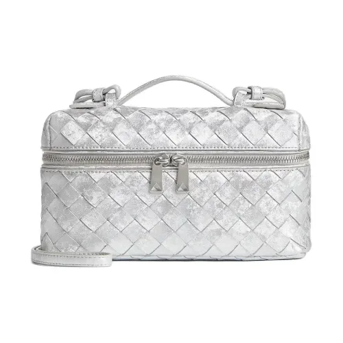 Bottega Veneta Овечья кожа Косметичка Женская Серебряный