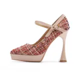 Нежно-розовый