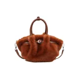 Коричневый