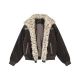 Коричневый