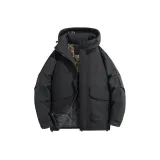 Призрачно черный