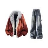 Красный топ + синие штаны