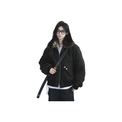 Pirkadat Унисекс Пуховики